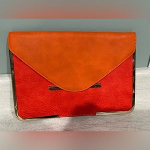 Melie Bianco vegan envelope purse NWOT